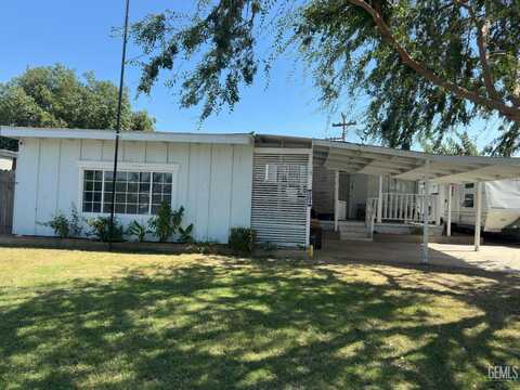 201 Day Avenue, Bakersfield, CA 93308