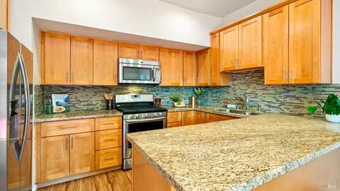 606 Santa Ana Circle, Santa Rosa, CA 95404