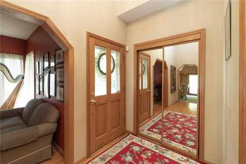 1943 Safari Trail, Eagan, MN 55122