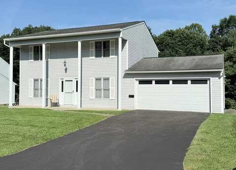 104 ASBURY CT, BECKLEY, WV 25801