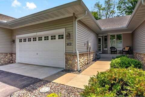 9240 Blackoaks Lane N, Maple Grove, MN 55311