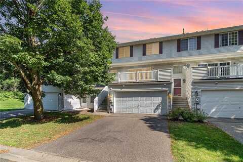378 Gironde Court, Woodbury, MN 55125