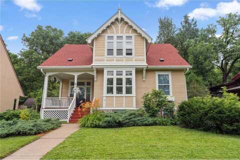 2145 Knapp Street, Saint Paul, MN 55108