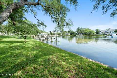214 S Cove Lane, Panama City, FL 32401