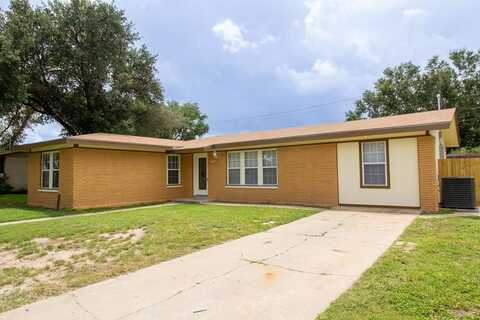 906 E Toledo, Beeville, TX 78102