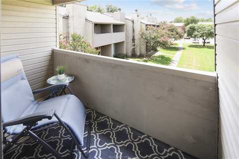 1900 Dartmouth Street, College Station, TX 77840