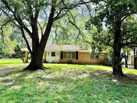 312 South 5th Street, Crockett, TX 75835