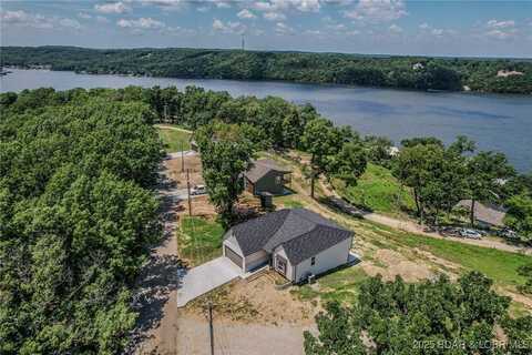 312 Woodland Point, Linn Creek, MO 65052