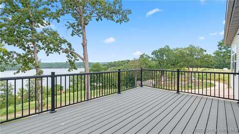 346 Woodland Point, Linn Creek, MO 65052