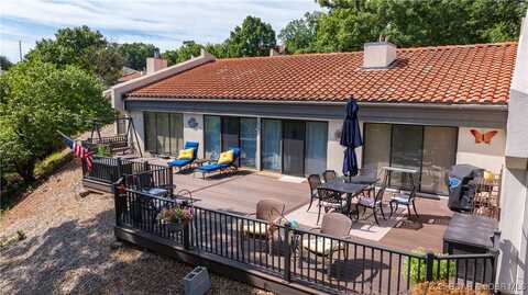 265 Costa Del Sol Drive, Lake Ozark, MO 65049