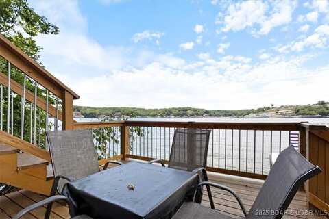 27420 Cross Lane Circle, Barnett, MO 65011