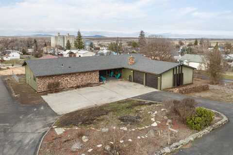 313 SE Trinity Ave, Wilbur, WA 99185
