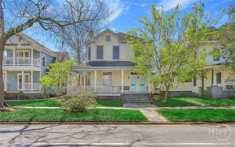 723 E Henry Street, Savannah, GA 31401