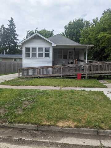 1006 Ash, Saginaw, MI 48602