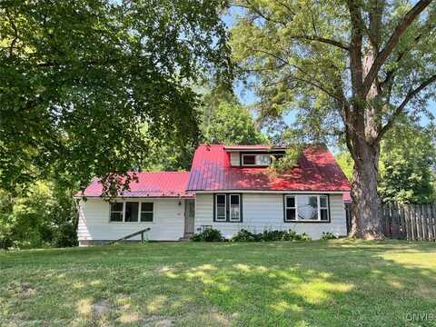 3683 Armstrong Road, Camillus, NY 13209