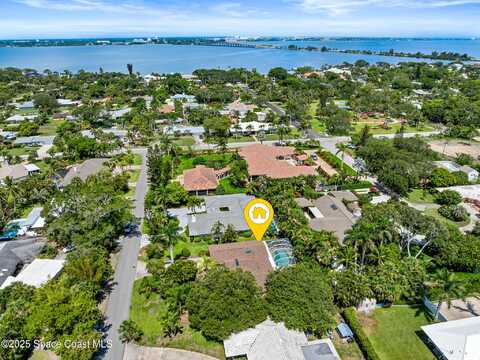 320 Cocoa Avenue, Indialantic, FL 32903
