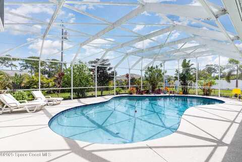 913 Coquina Street SE, Palm Bay, FL 32909