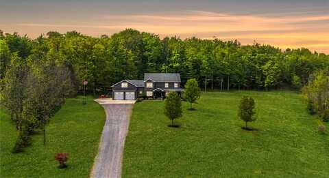 13 Colony Court, Alexander, NY 14011