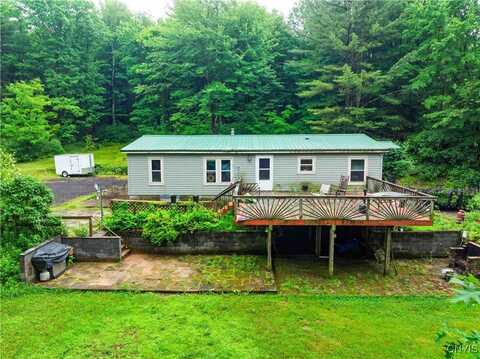 392 S Albion Road, Parish, NY 13302