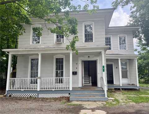 8 W Washington Street, Bath, NY 14810