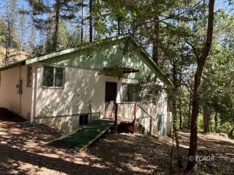 2420 Lewiston Rd, Lewiston, CA 96052