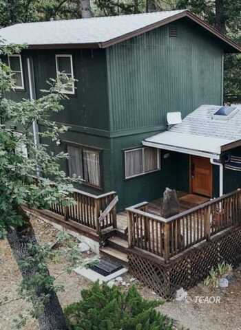 6696 Brown's Mountain Rd, Lewiston, CA 96052
