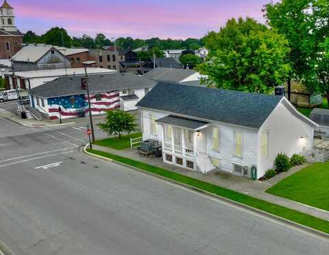 208 S Washington Street, Versailles, IN 47042