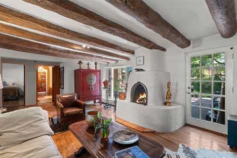 3 B Camino Miguel, Santa Fe, NM 87506