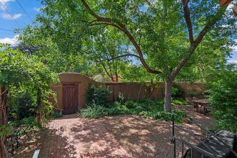 359 Garcia Street, Santa Fe, NM 87501