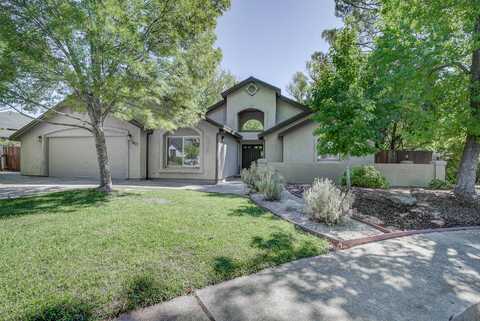 1633 Wee Burn Court, Redding, CA 96003