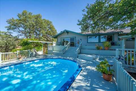 8828 Sun Valley Drive, Palo Cedro, CA 96073
