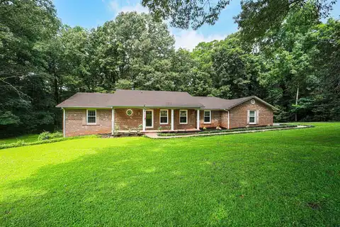 2217 Sycamore Ave, Russellville, AL 35653