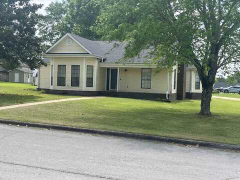 205 Cordelia Way, Florence, AL 35633