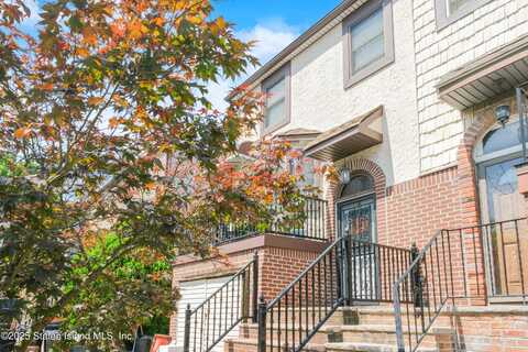 12 Kingsbridge Avenue, Staten Island, NY 10314