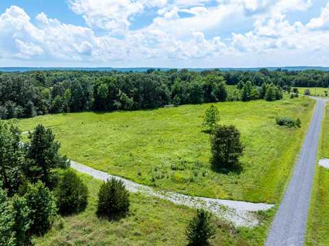 71 W Kinzer Lane, Searcy, AR 72143