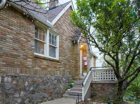 3911 Oakwood Road, Little Rock, AR 72205