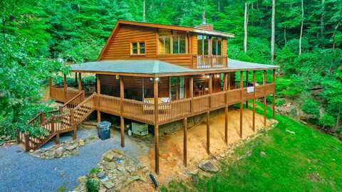 879 Amy Creek Circle, Ellijay, GA 30540