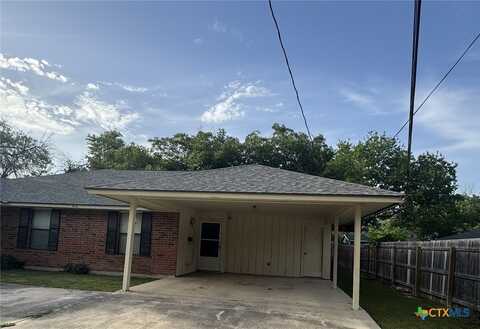 416 Humphreys Street, Seguin, TX 78155