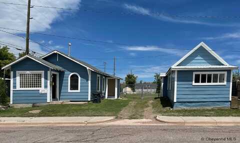2009 AMES AVE, Cheyenne, WY 82001
