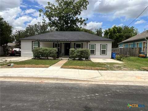 1210 N Milam Street, Seguin, TX 78155