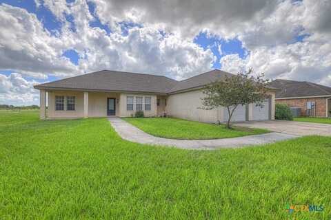 201 Castlewood Drive, Seguin, TX 78155