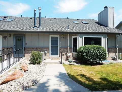 1501 TRENT CT, Cheyenne, WY 82009