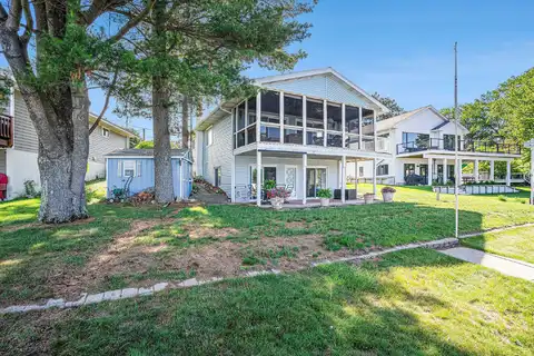 1825 WHITE BIRCH DRIVE, MEARS, MI 49436