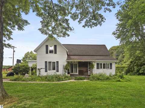9234 GLOVERS LAKE ROAD, BEAR LAKE, MI 49614