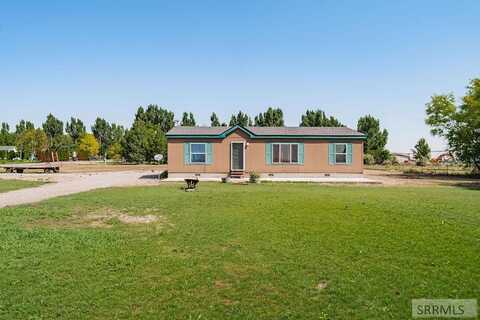 628 N 2743 E, Roberts, ID 83444