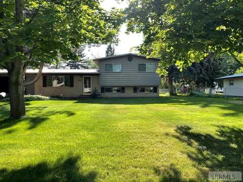 903 W Harmony Drive, Blackfoot, ID 83221