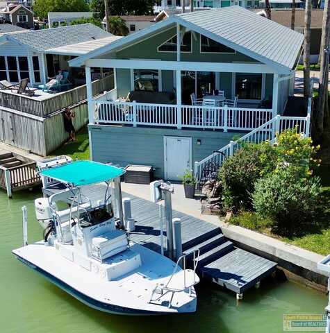 784 Oyster Dr., Port Isabel, TX 78578