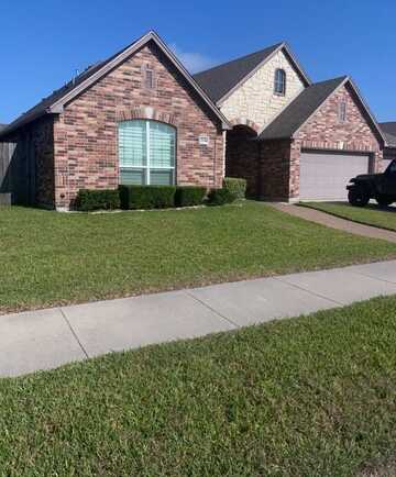 7634 Rancho Vista Boulevard W, Corpus Christi, TX 78414