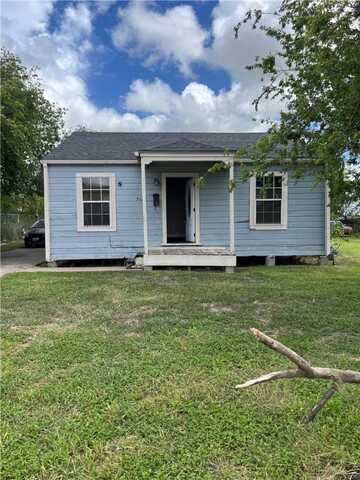 5122 Thomas Drive, Corpus Christi, TX 78407