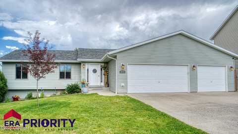 2458 Beaver Dr W, Gillette, WY 82718